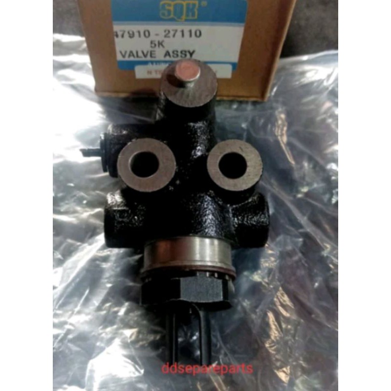 Master rem belakang master pembagi minyak rem Kijang super Kf40 kijang grand  Kijang kapsul Kf60