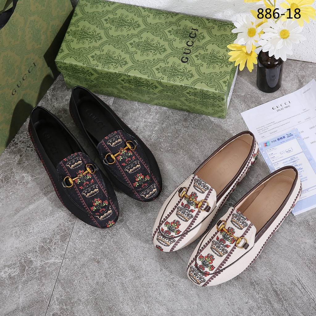 GC Loafer With Canvas Print #886-18