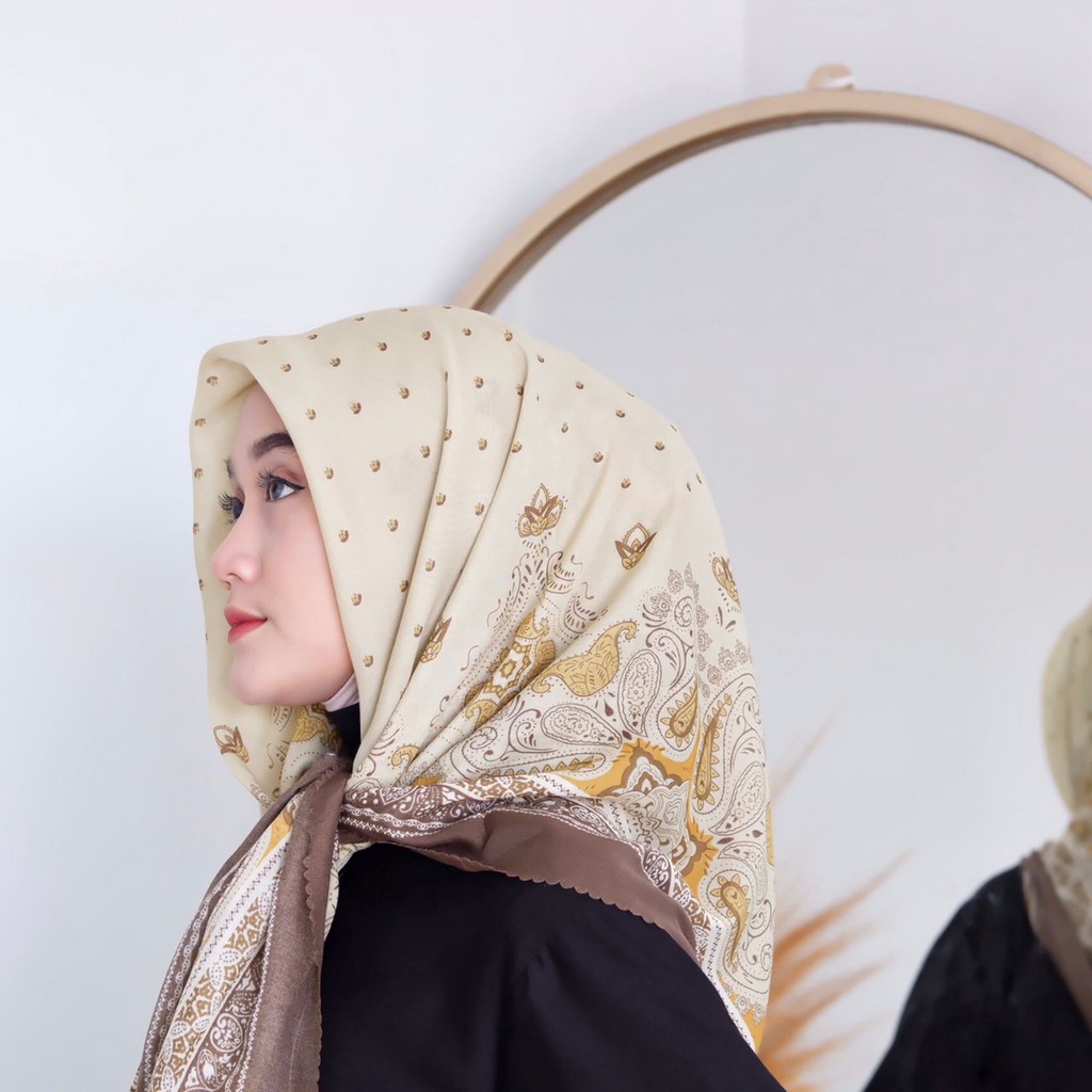 Square Motif Maira Part 1-M 16