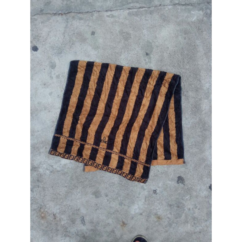 handuk towel fendi second original