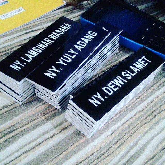 

NAME TAG GRAVIR/NAMA DADA/ namadada pegawai