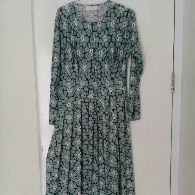 PRELOVED gamis bahan jersey merk VAMOSH