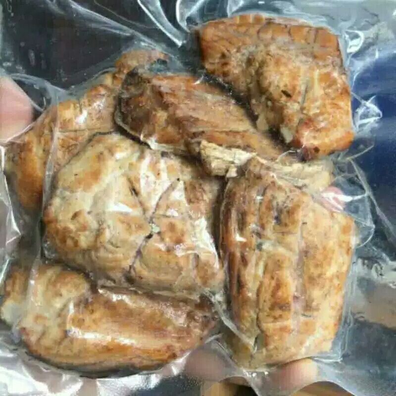 

Panggang Asap Manyung Isi 5 pcs Asli Ikan Manyung