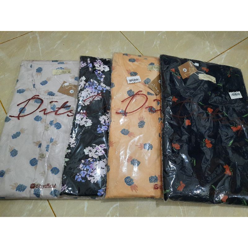 Ditsy Feb, Juli 2021 / size XL READYSTOCK ❤️❤️