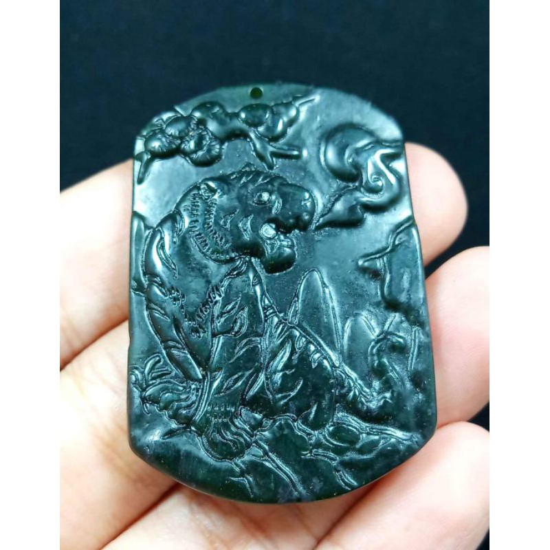 Liontin Batu Giok macan asli natural