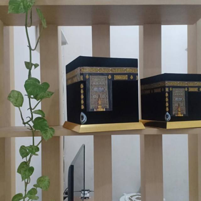 Celengan Ka’bah Jumbo