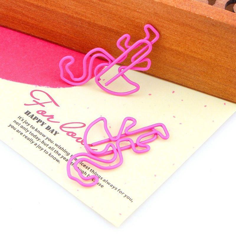 

Flamingo paper clip