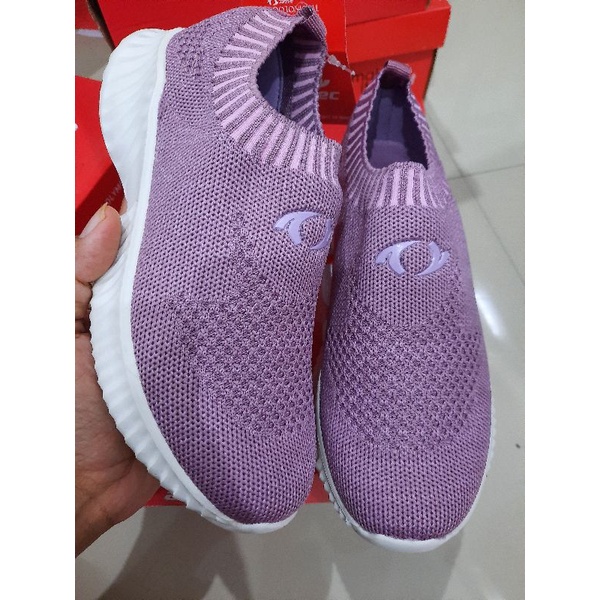 SALE Sepatu anak Astec slip on purple adamo kids running