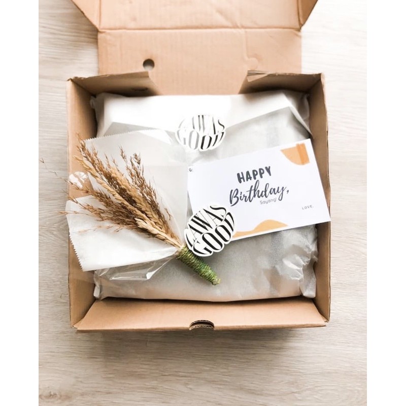 

BOX ULANG TAHUN / PACKAGING BIRTHDAY / KOTAK GIFT ULANG TAHUN / KOTAK SESERAHAN AESTHETIC PINTEREST