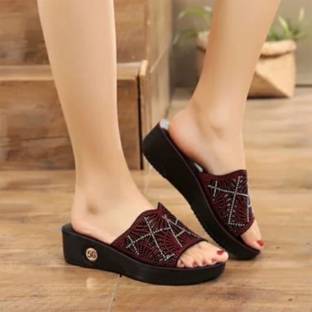 Sandal Calbi Wedges / Sandal cewek calbi model terbaru 2022 / sendal dewasa perempuan Calbi / sandal wanita anti air