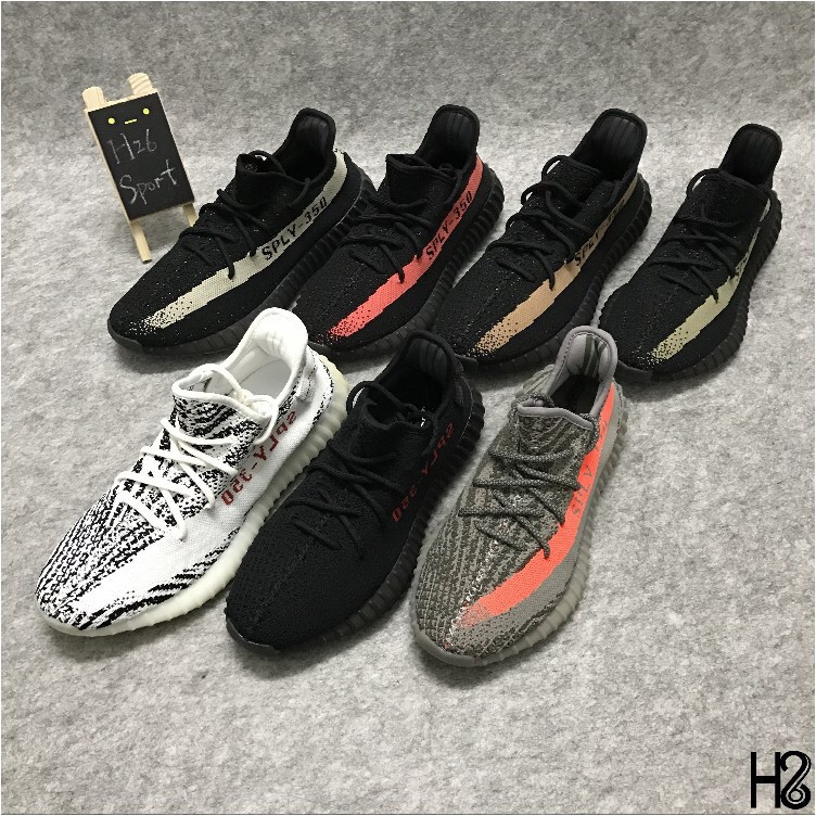  Sepatu  Model  Adidas Yeezy  350 V2 Boost 350 untuk Pria 