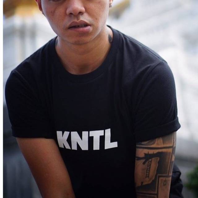 KAOS KNTL REZA ARAP WEIRD GENIUS