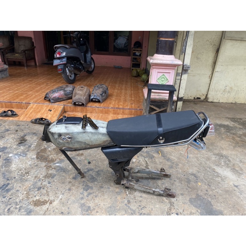 body set honda gl 100 original body gl 100 original + arm kz original