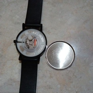 PRELOVED WATCHLAH ORIGINAL LOCAL BRAND BLACK WHITE PRELOVED WATCHLAH ORIGINAL LOCAL BRAND BLACK WHITE