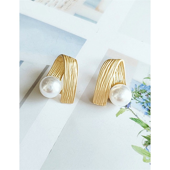 LRC Anting Tusuk Fashion Yellow Geometric Pearl Alloy K51412