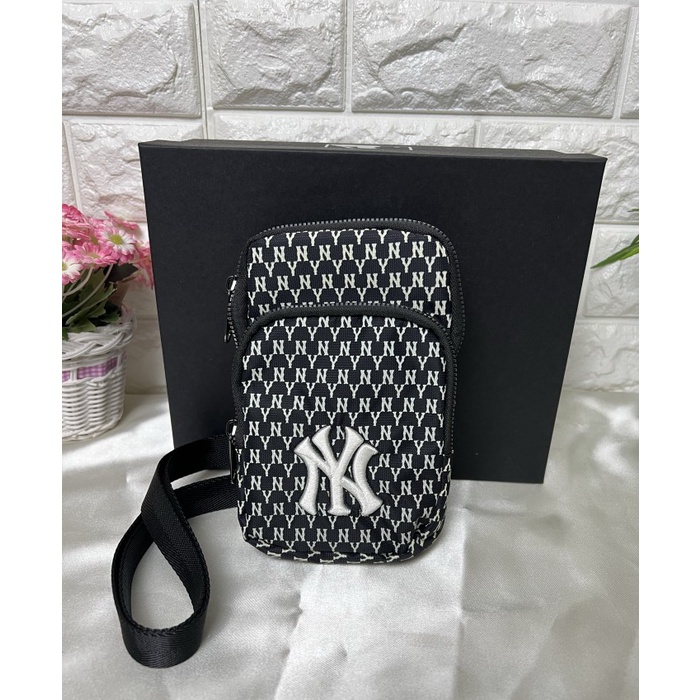 Tas MLB Presbyopic Chest Bag Mobile phone bag - Black