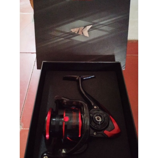 reel kastking Sharky 3 size 5000