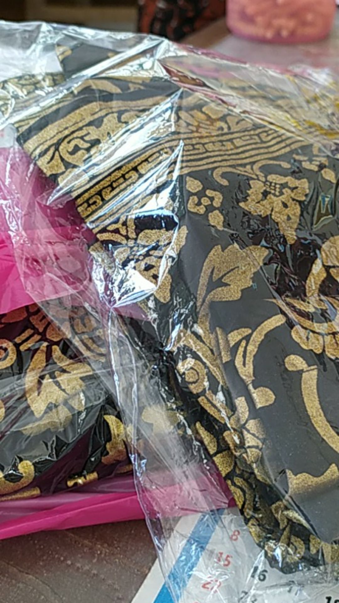 Baju Batik Couple Keluarga Prada