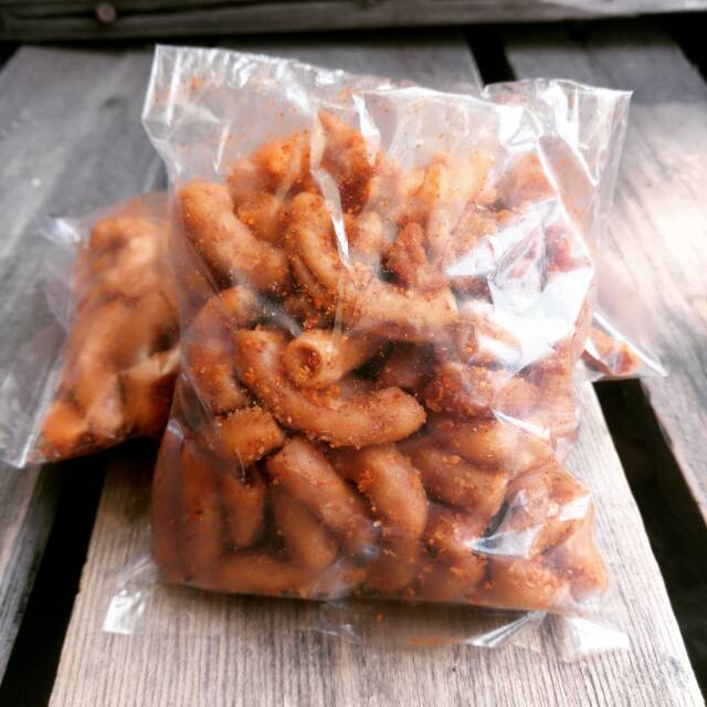 

Makaroni bantet pedas/ makaroni pedas/ camilan pedas makaroni