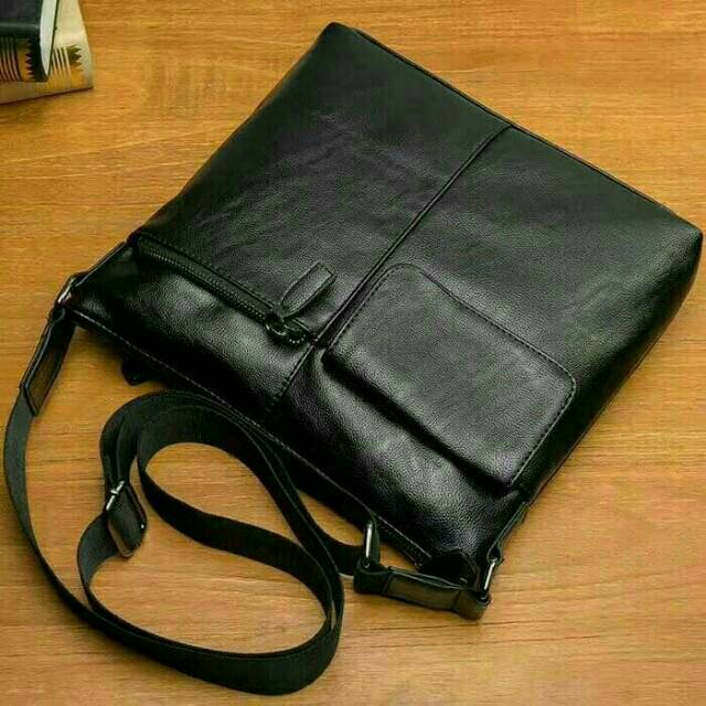 TAS SELEMPANG PRIA DEMETER-TAS KULIT IMPOR COWOK-TAS BRANDED-SLINGBAG-TAS TRENDY-TAS KERJA