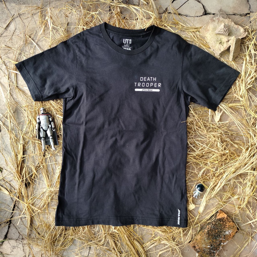 Kaos UNIQLO x Star Wars Second Original
