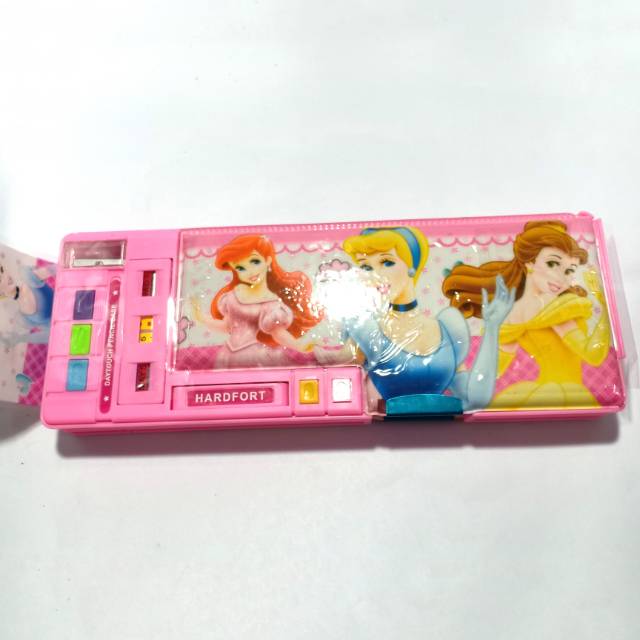 

Kotak Pensil Magnet Cinderella, Belle & Mermaid