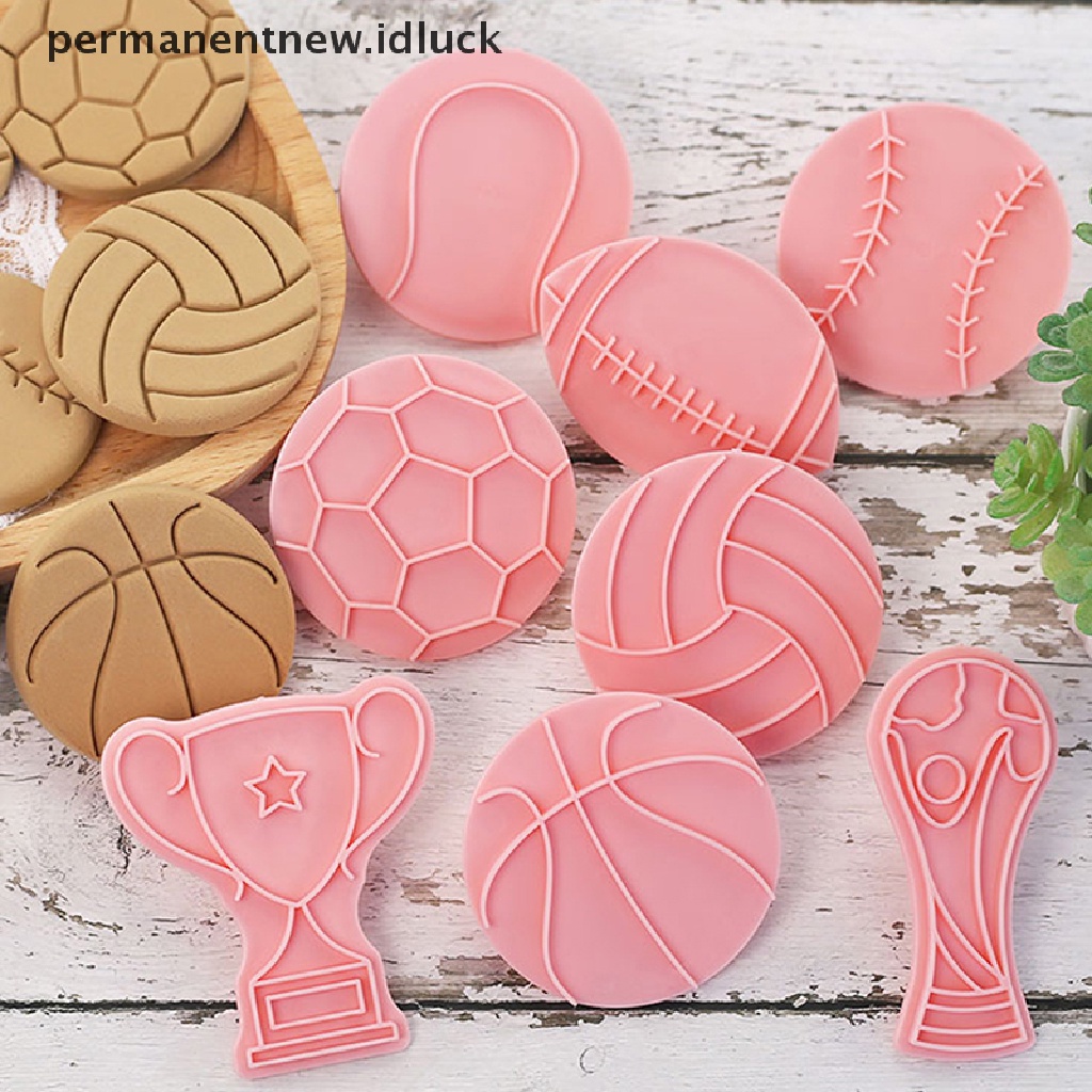 8 Pcs / Set Cetakan Pemotong Kue Bentuk Piala Sepak Bola