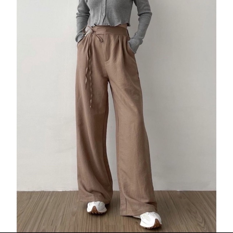 BEFAST - ZRX OOTD Celana Kulot LUCYA / KULOT ATIKA / Celana Panjang Kulot Highwaist / Kulot Keluaran Terbaru 2022 / Celana Panjang Polos Casual / Fashion Wanita Modis / OOTD Ala Korean Style / Celana Kerja Wanita