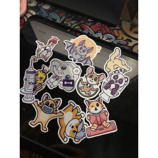 

STIKER KARAKTER LUCU UNTUK ANAK