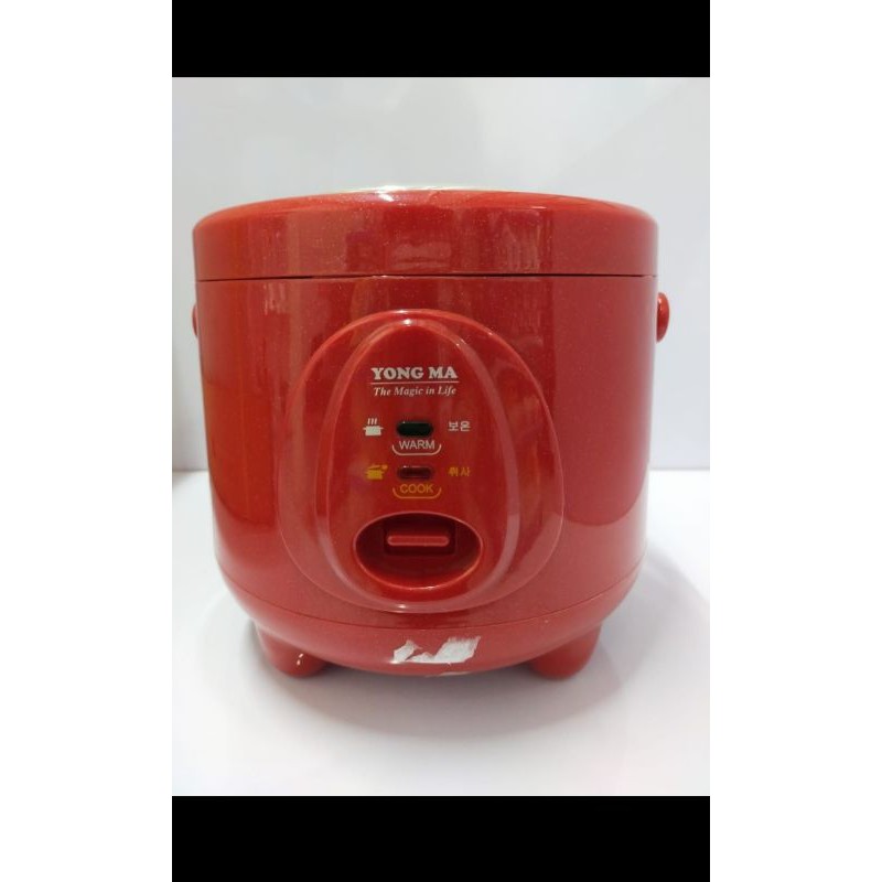 YONGMA SMC2021 Magic Com 0.7 Liter Gold Iron Rice Cooker 280 Watt Yong Ma