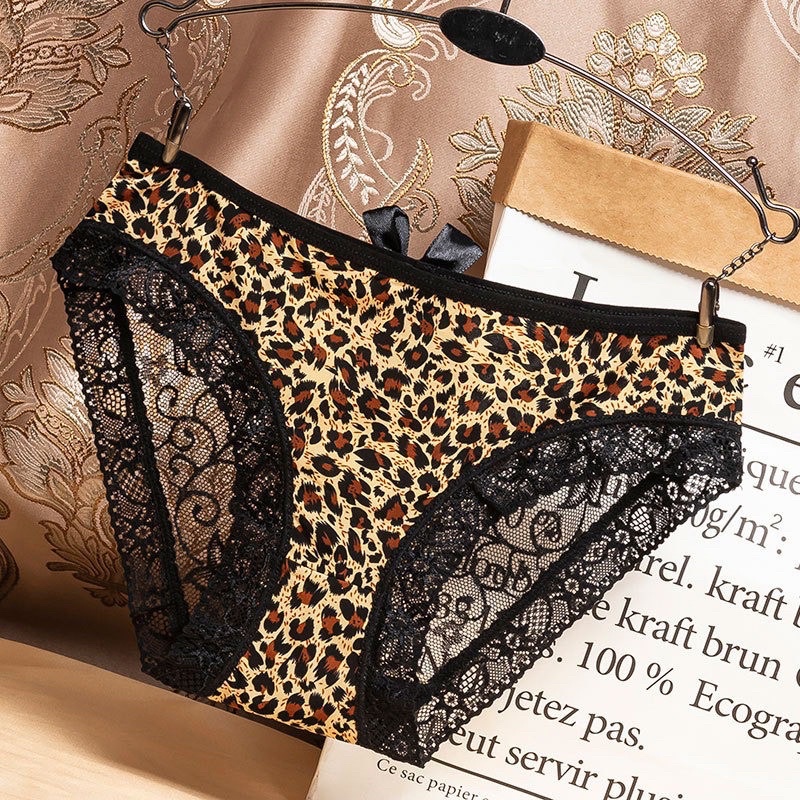 Celana Dalam Wanita Sexy Motif Leopard Sexy G String Transparan Brukat