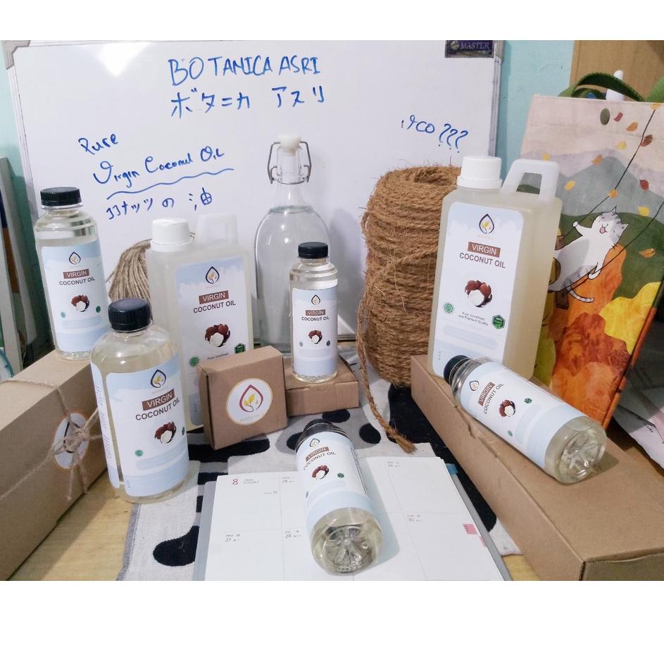 

Miliki Botanica Virgin Coconut Oil VCO 250 mL Organic for Diet Keto/MPASI/Skin & Hair Treatment/Reduces Cholesterol and DIabetes etcetc - Certified