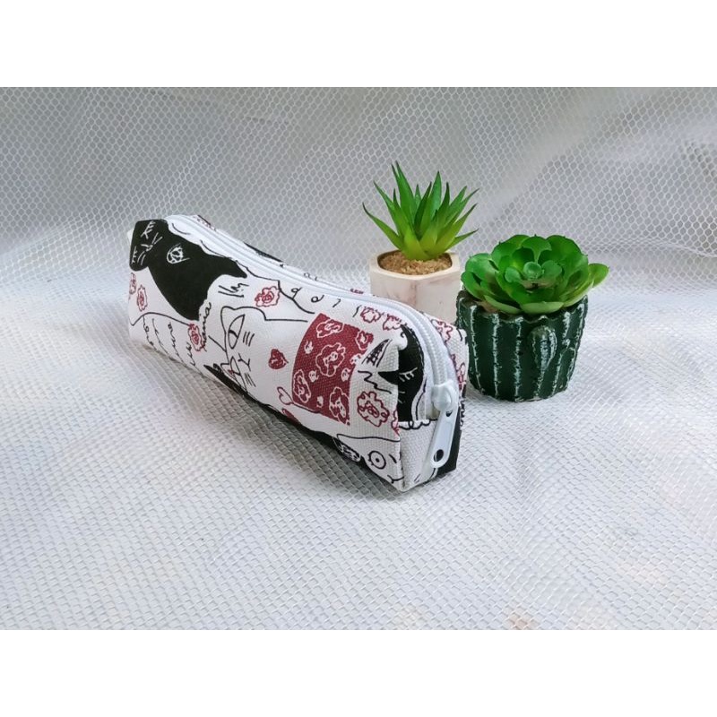 Tepak Pensil / Kotak Pensil Premium / Tepak Kanvas / Tempat Pensil / Pencil Case / Kotak Pensil Kanvas /-Kucing putih