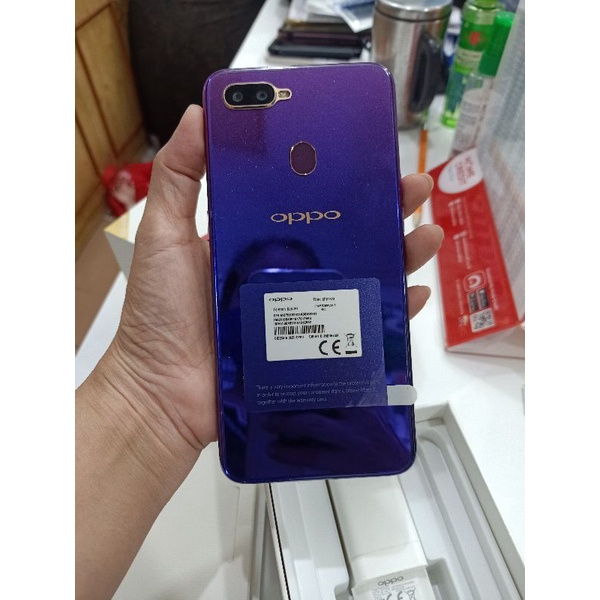 Oppo F9 ram 4gb/64 GB vooc charging second/bekas mulus Fullset original