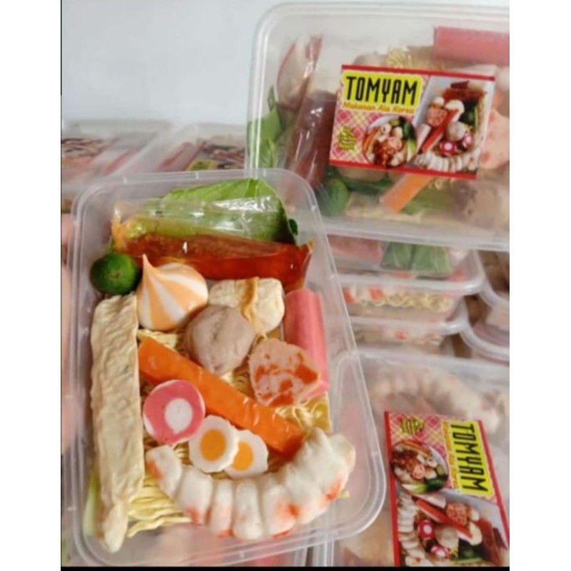 

Tomyam suki/steamboat