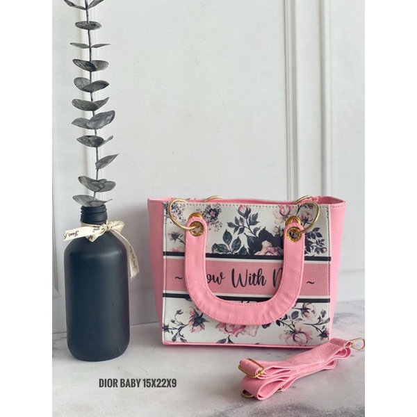 READY STOCK TAS SELEMPANG WANITA/ TAS KEKINIAN/ DI*R BABY