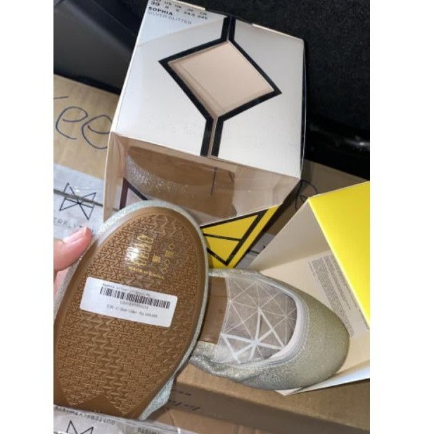 Butterfly twist Sepatu wanita