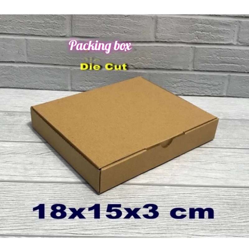

Kardus uk.18x15x3 cm box/karton die cut untuk packing dll