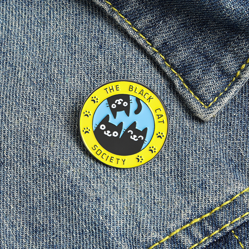 Bros Pin Enamel Desain Kartun Hewan Kucing Hitam Untuk Hadiah