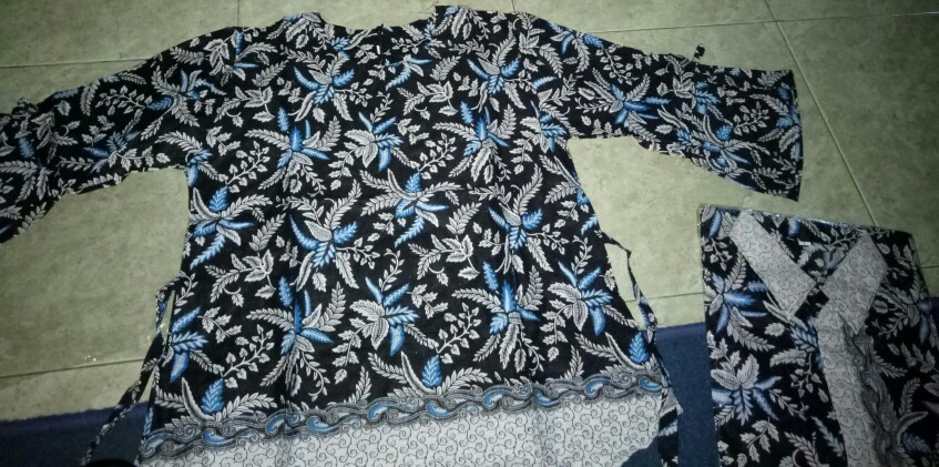 Baju Batik Couple Sarimbit Kondangan Pesta Nikahan Wisuda Seragaman Keluarga Mama Papa Kekinian