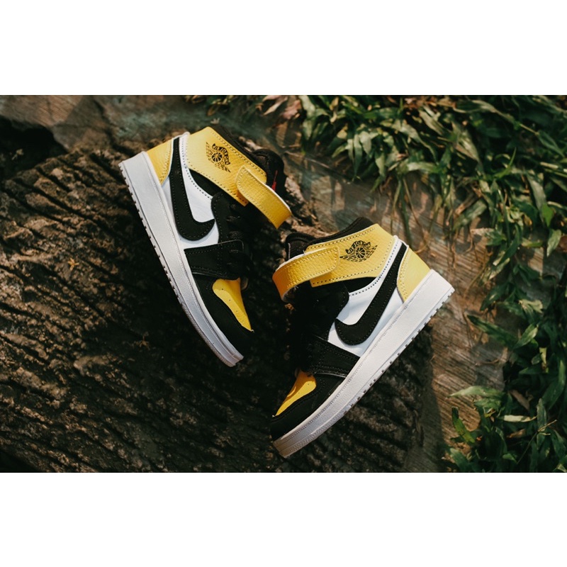Sepatu Anak Nike Air Jordan Yellow Black