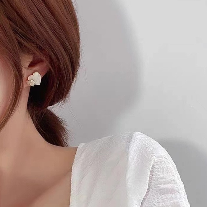Anting Tusuk Gantung Wanita Bahan Metal Desain Geometri Hias Mutiara Gaya Korea / Retro Untuk Hadiah 2022
