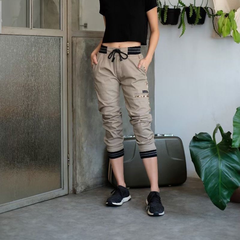 Jogger Pants Mocca Pocket Wanita