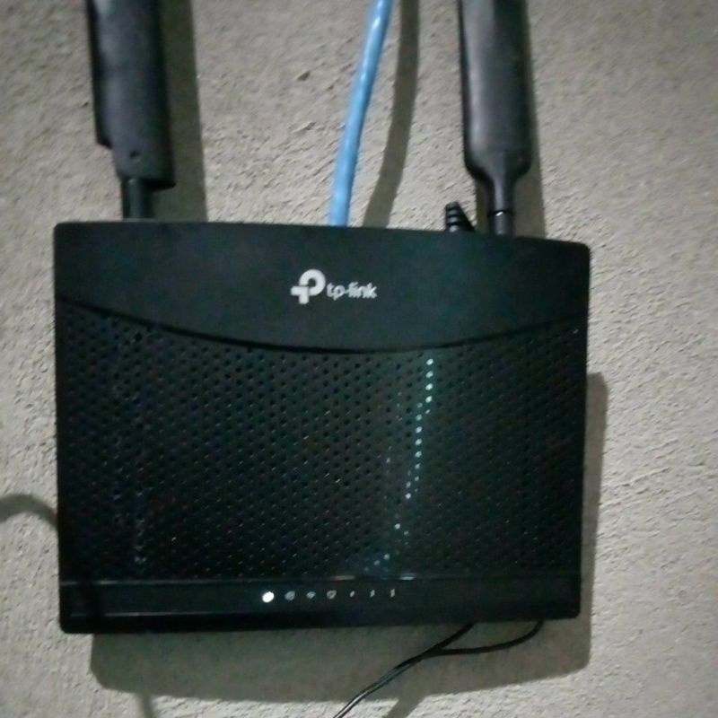 TP-LINK Mr 100 4g bekas