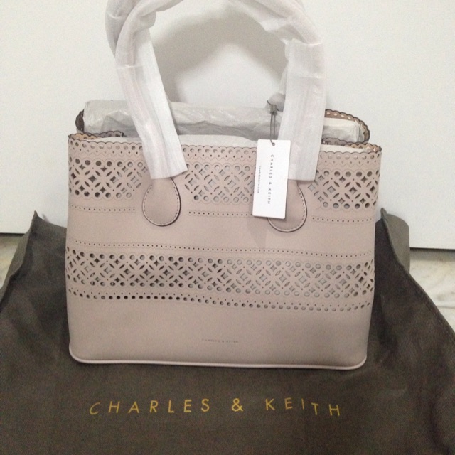 Tas Charles & Keith ori