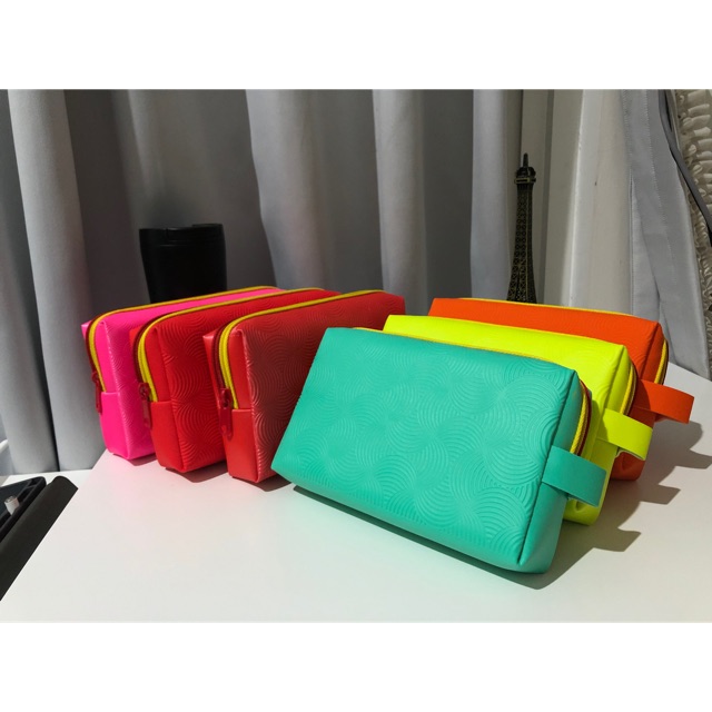 

Pencilcase “semi-wave” pattern (tempat pensil)