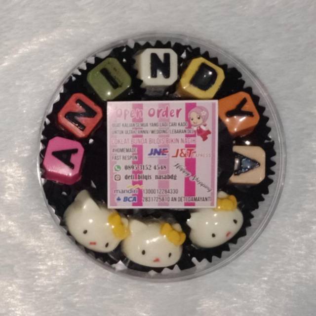 

Coklat karakter hello kitty mix alfabet