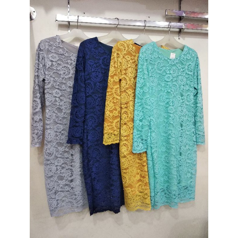 Tunik brokat harus full furing tgn panjang cocok dipadu kai  atau celana