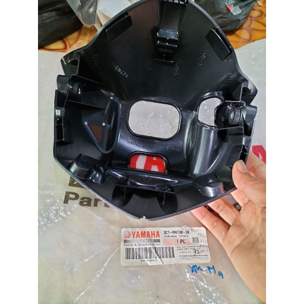 batok belakang Vixion old 2010-2012 batok lampu belakang komplit dudukan lampu dan shock vixion old 