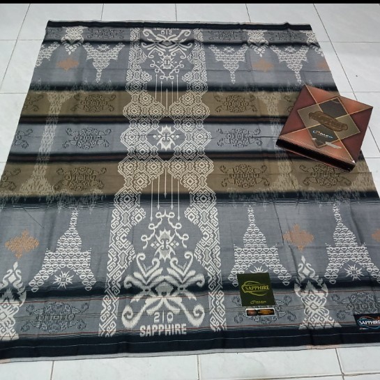 Sarung - Sarung Sapphire Motif Bhs Kawung